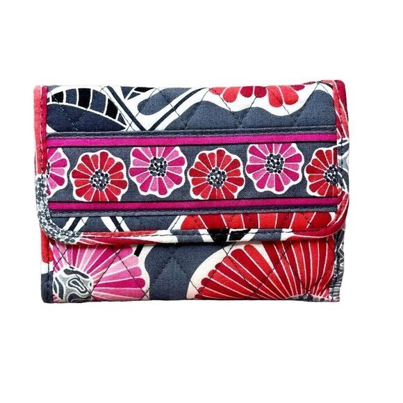 Vera Bradley Cherry Blossom Floral Euro Wallet Quilted Pink Bohemian Colorful - Picture 1 of 8